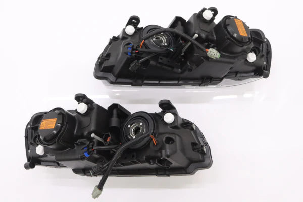 WISE SQUARE Xenon Headlight Unit Set - Skyline R34/GT-R BNR34 Early Model