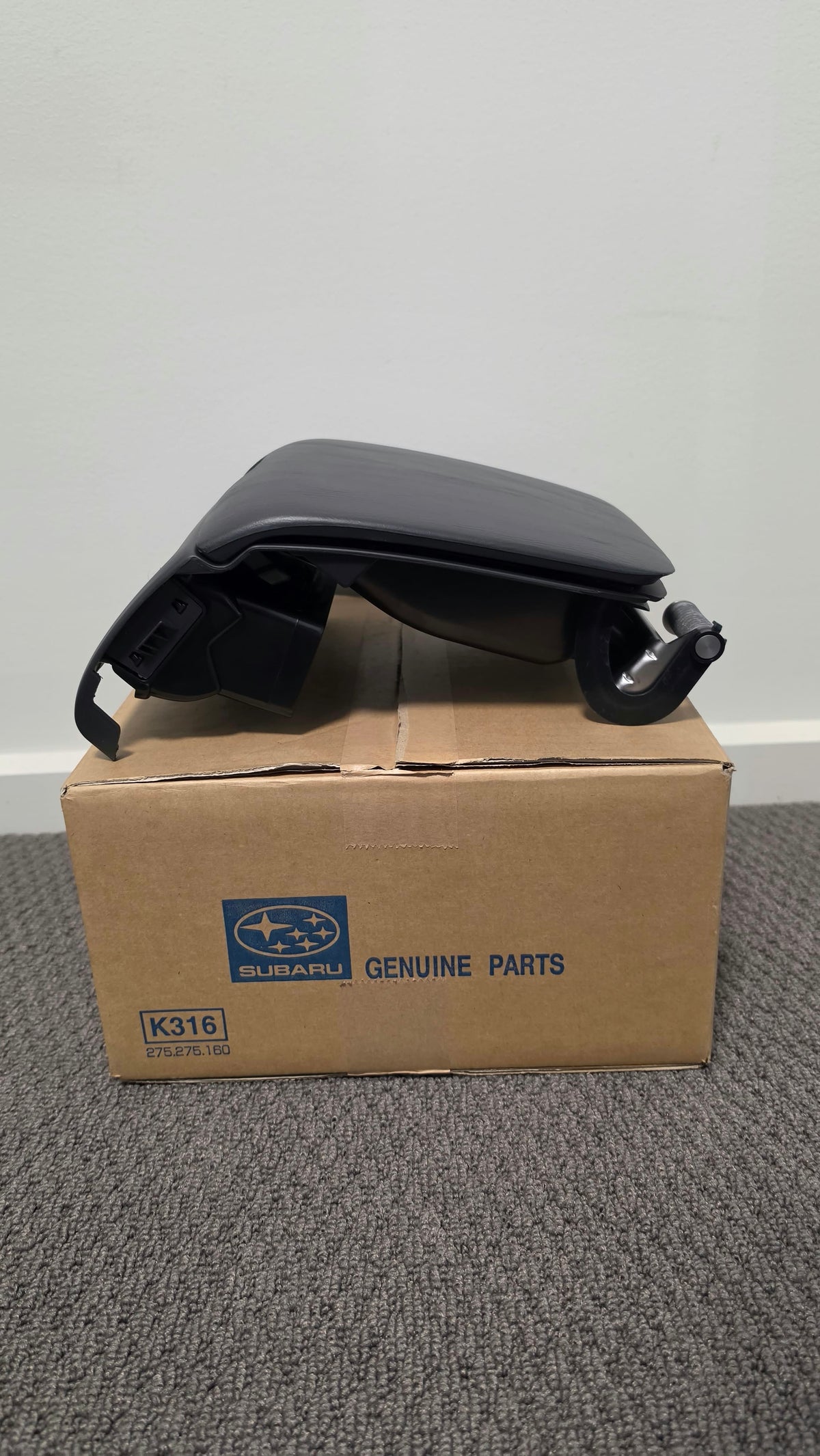 Subaru Impreza GC8/GF8 97-00 Center Dash Cubby Lid
