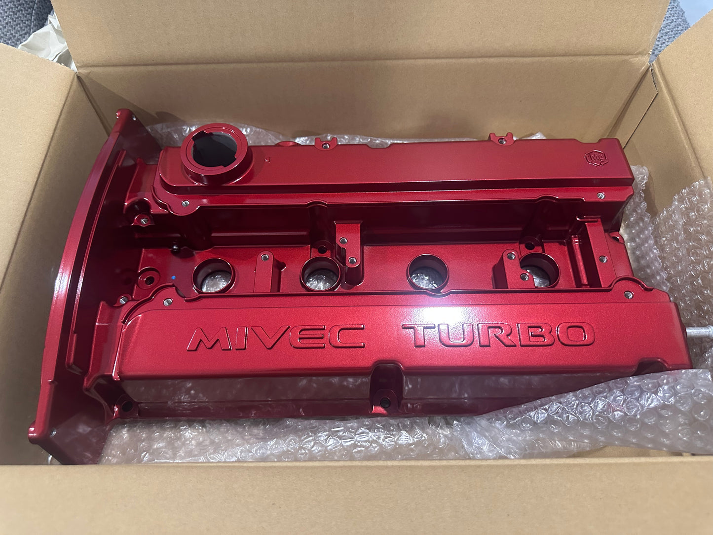 MITSUBISHI LANCER EVO 9 CT9A GENUINE ROCKER COVER