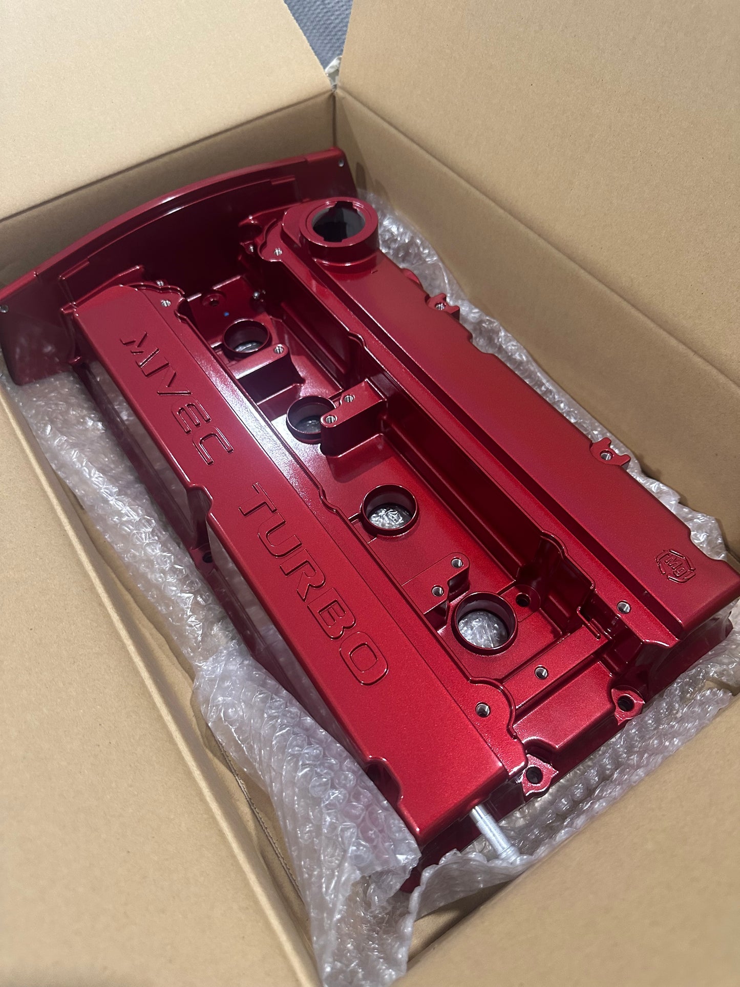 MITSUBISHI LANCER EVO 9 CT9A GENUINE ROCKER COVER
