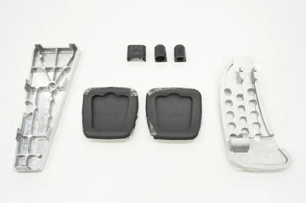 NISSAN Aluminum Pedal Cover and Footrest Cover Set - R34 GTR (BNR34)